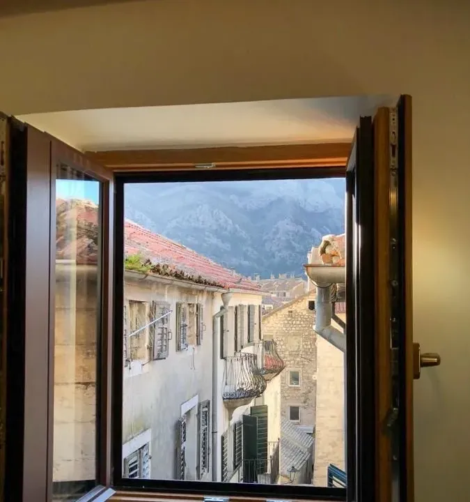 Sale, two bedroom apartment, 50m², Grad, Kotor