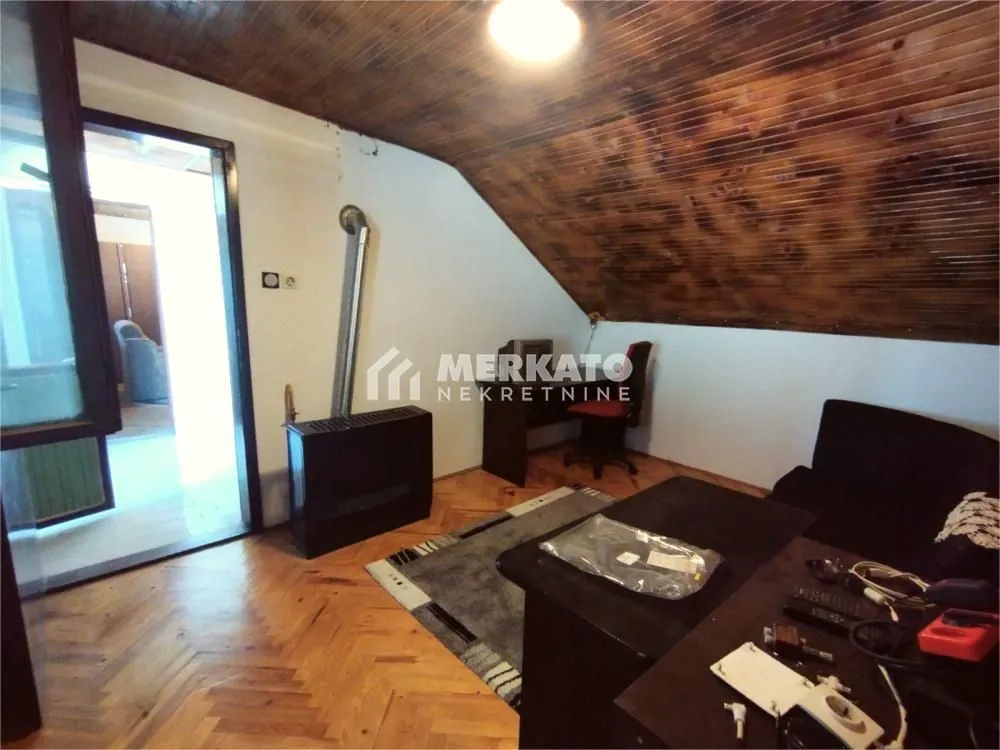 Prodaja, kuća, 249m², Dolja, Zrenjanin