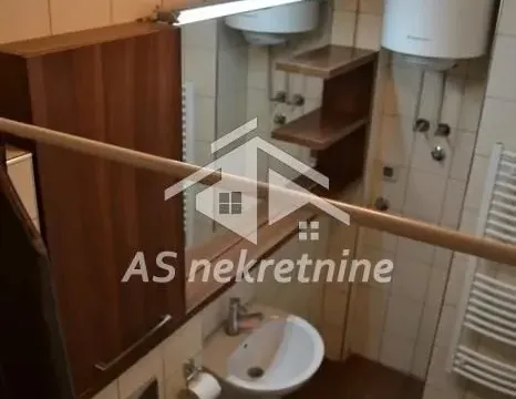 Izdavanje, dvosoban stan, 57m², Kalenić Pijaca, Vračar Sve Podlokacije - image 8