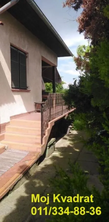 Prodaja, kuća, 214m², Stari Banovci, Stara Pazova