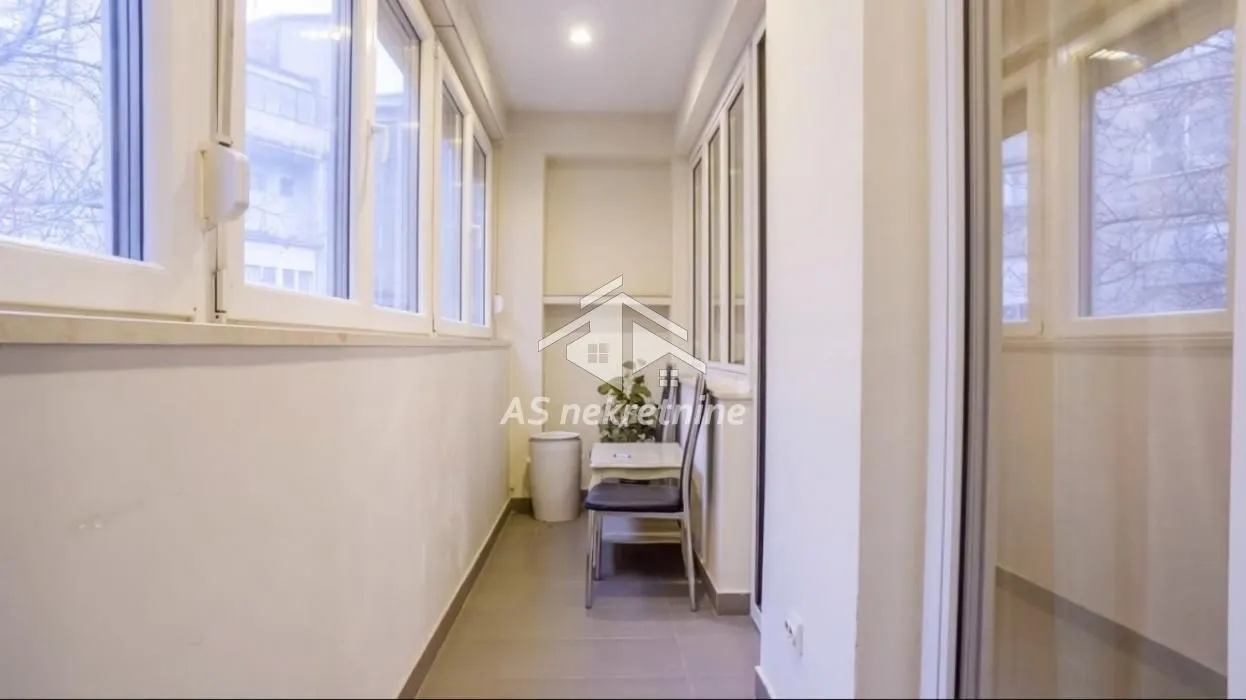 Sale, two bedroom apartment, 62m², Stari Grad, Beograd
