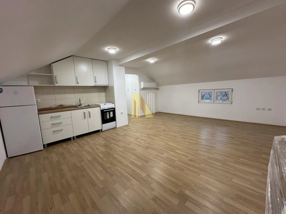 Prodaja, kuća, 73m², Sremska Kamenica, Petrovaradin