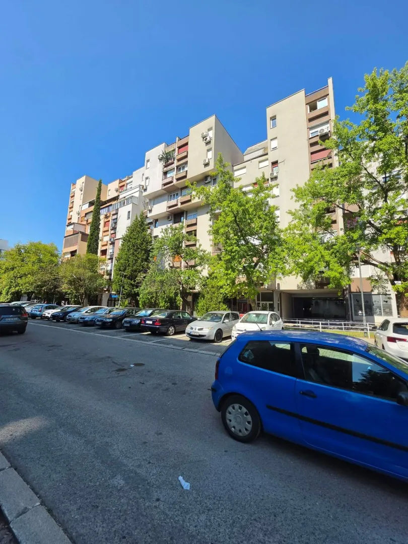 Sale, one bedroom apartment, 37m², Blok 5, Podgorica