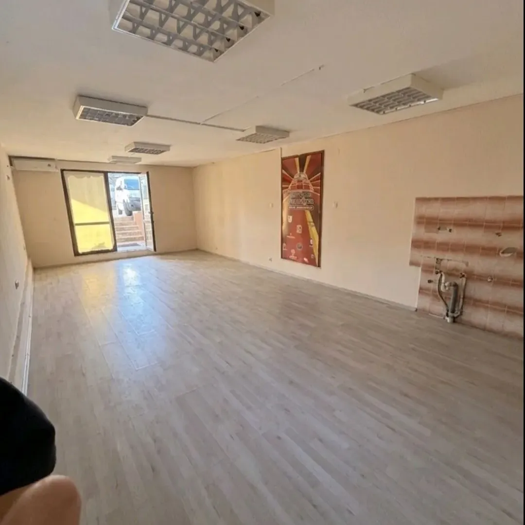 Rent, office space, 45m², Tološi, Podgorica