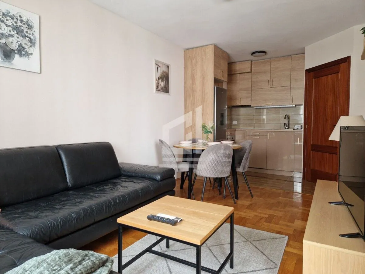 Rent, two bedroom apartment, 55m², Krivi Most, Podgorica