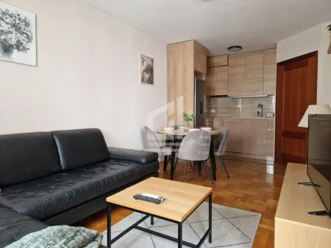 Rent, two bedroom apartment, 55m², Krivi Most, Podgorica - image 4