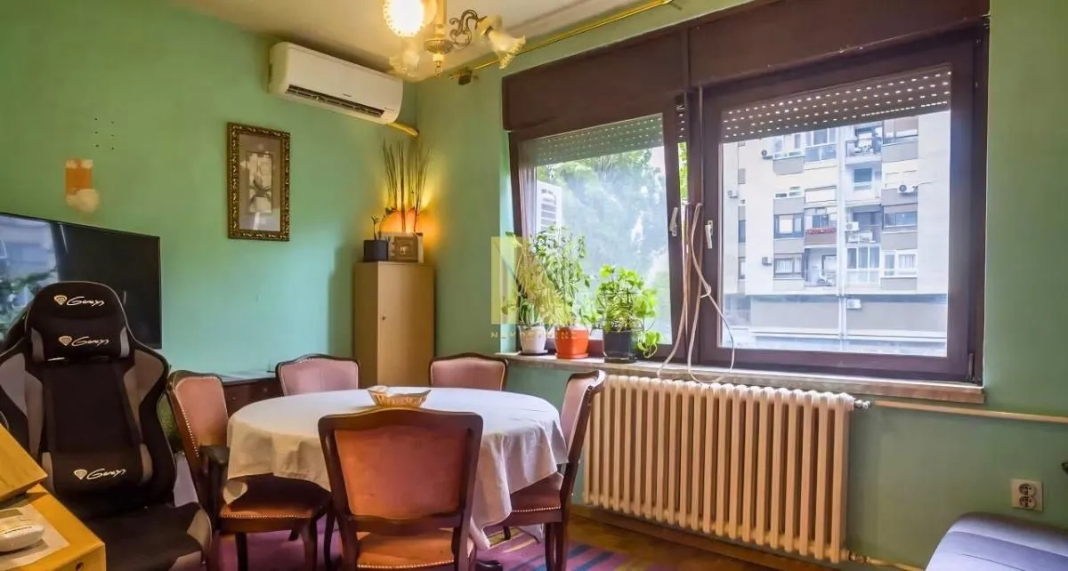 Sale, two bedroom apartment, 65m², Bulevar Oslobodjenja, Novi Sad Sve Podlokacije