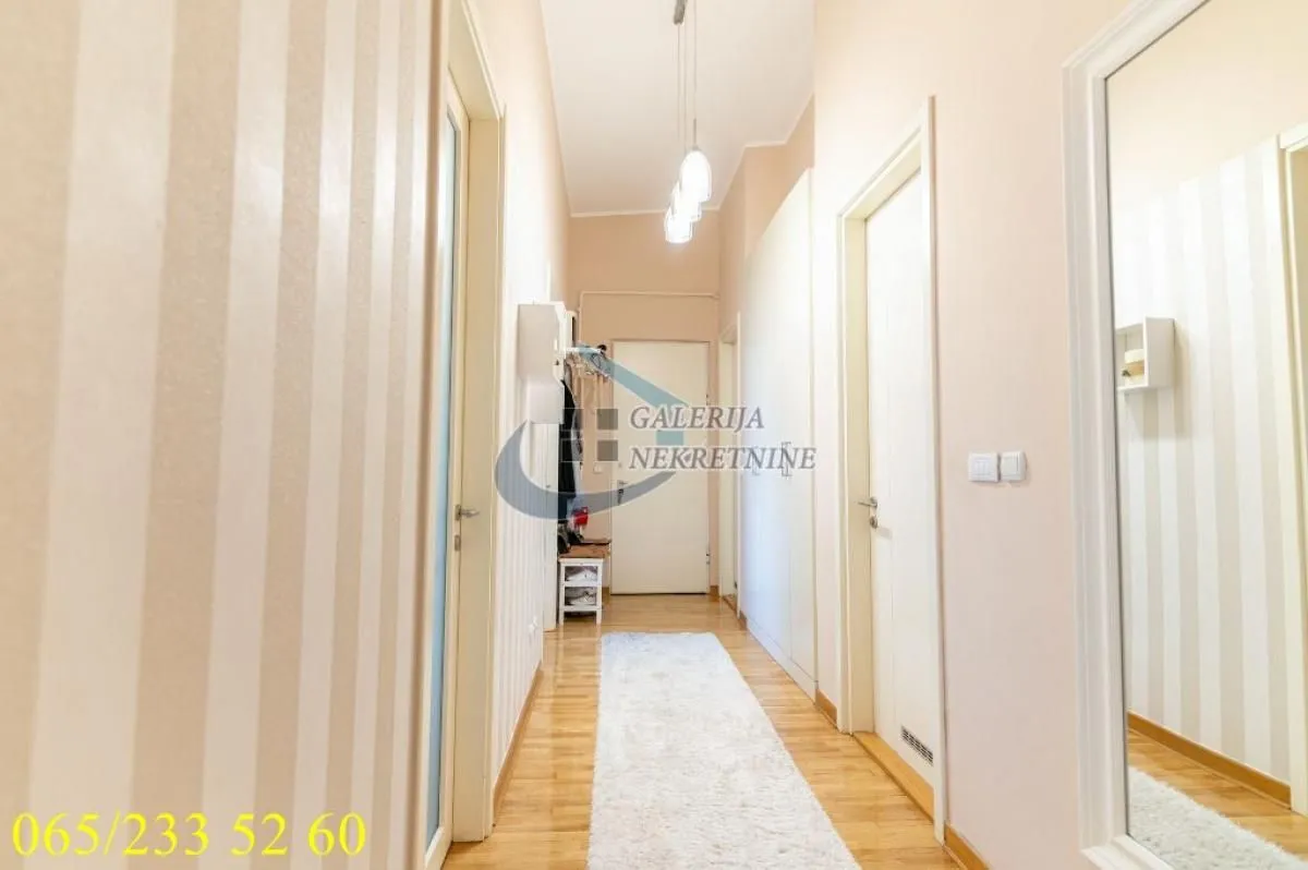 Sale, four bedroom apartment, 94m², Novi Beograd Blok 67, Novi Beograd Sve Podlokacije