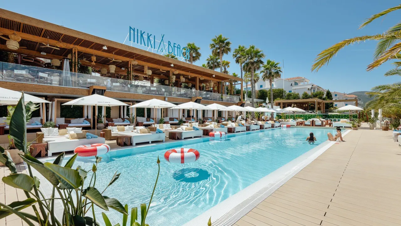 Sale, two bedroom apartment, 201m², Đuraševići, Tivat