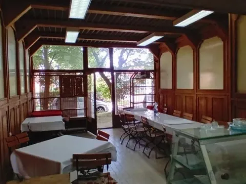 Sale, office space, 67m², Ćuprija, Srbija