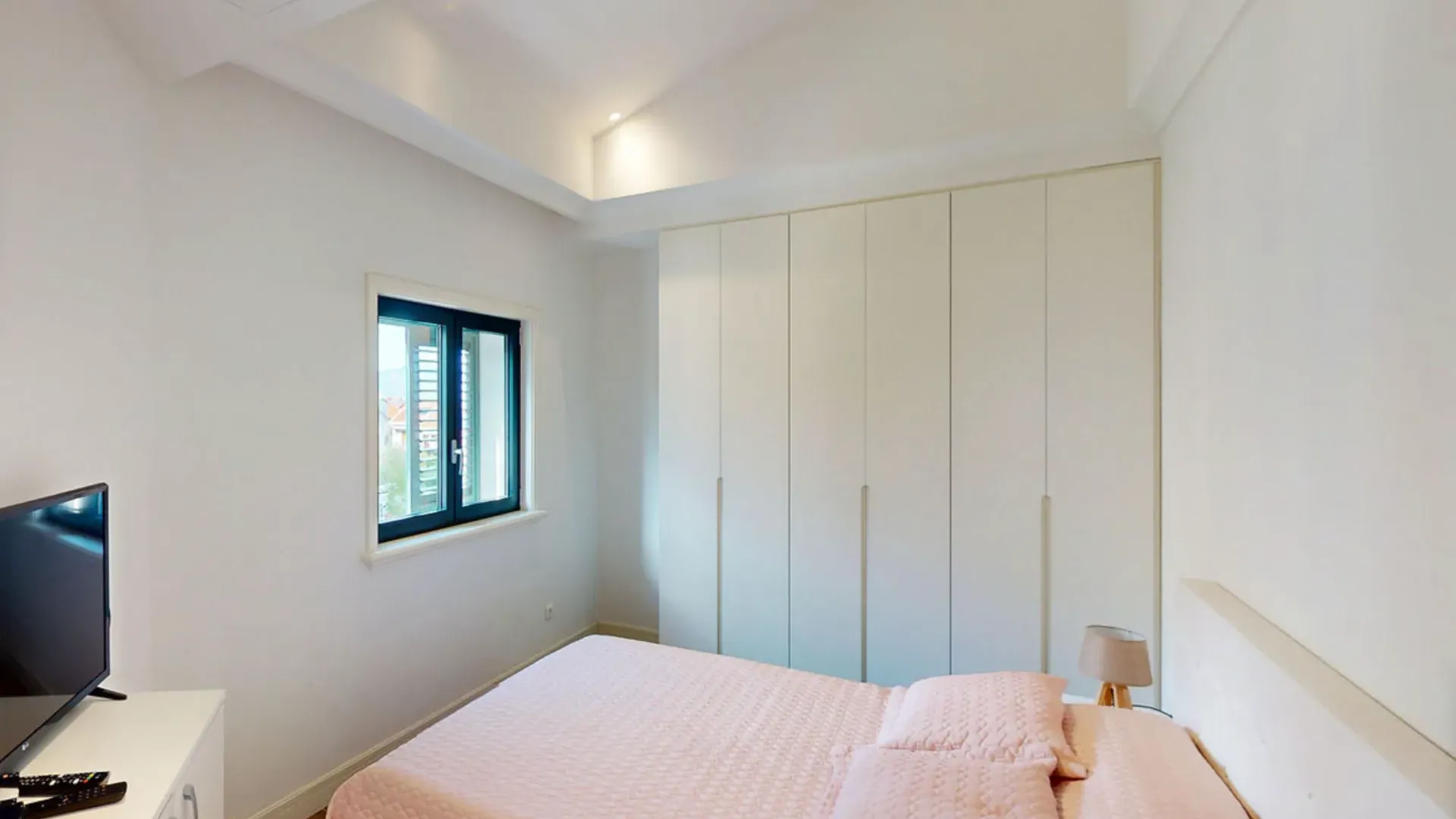 Prodaja, jednosoban stan, 55m², Luštica Bay, Tivat