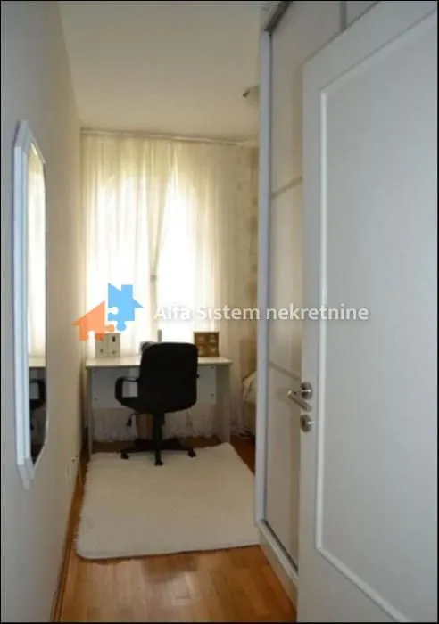 Rent, four bedroom apartment, 135m², Savski Venac, Beograd