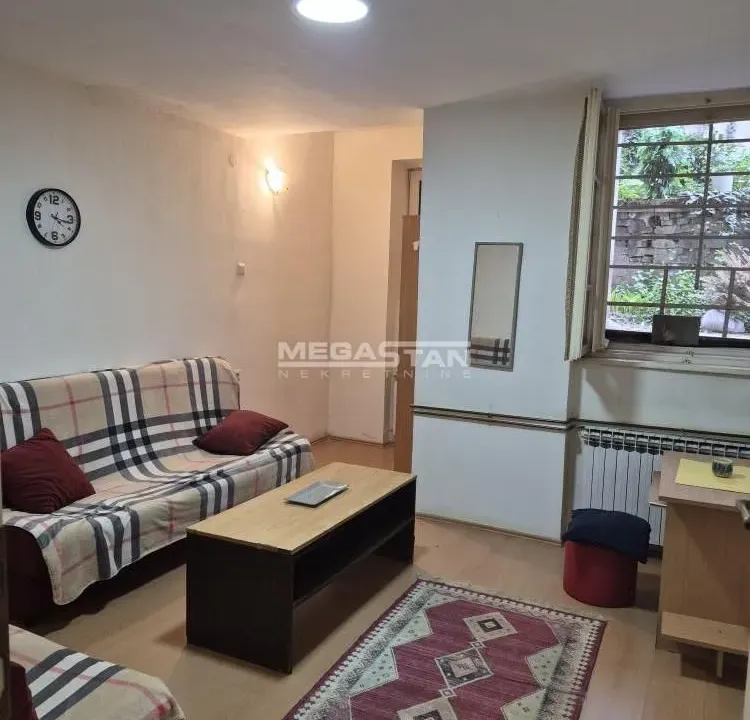 Rent, one bedroom apartment, 29m², Kalenić Pijaca, Vračar Sve Podlokacije