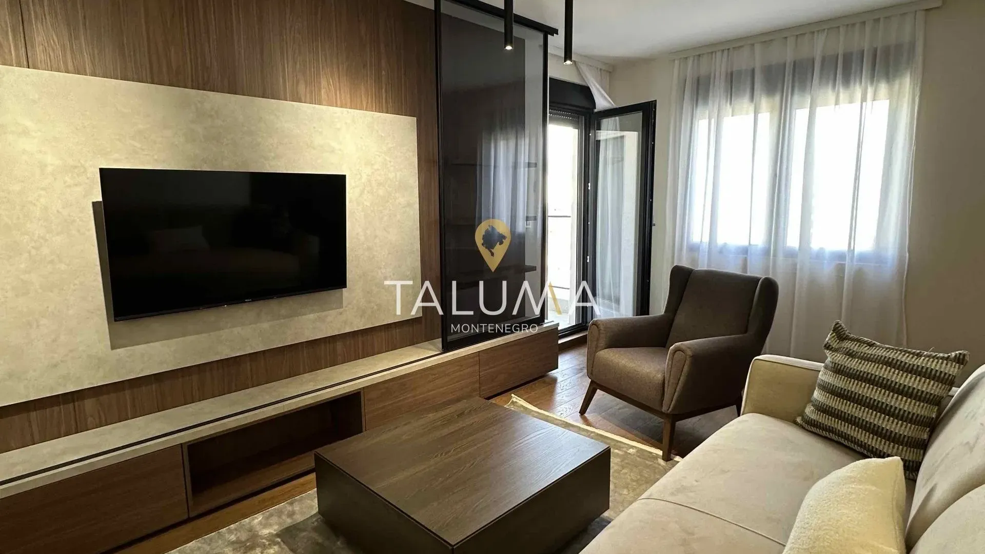 Izdavanje, jednosoban stan, 51m², Tološi, Podgorica