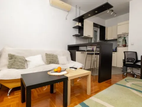 Prodaja, dvosoban stan, 50m², Podgorica, Crna Gora - image 3