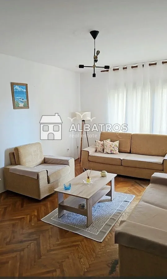 Rent, one bedroom apartment, 60m², Centar, Bar