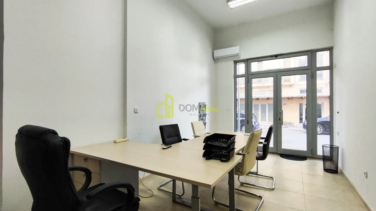 Rent, office space, 20m², Tološka šuma, Podgorica