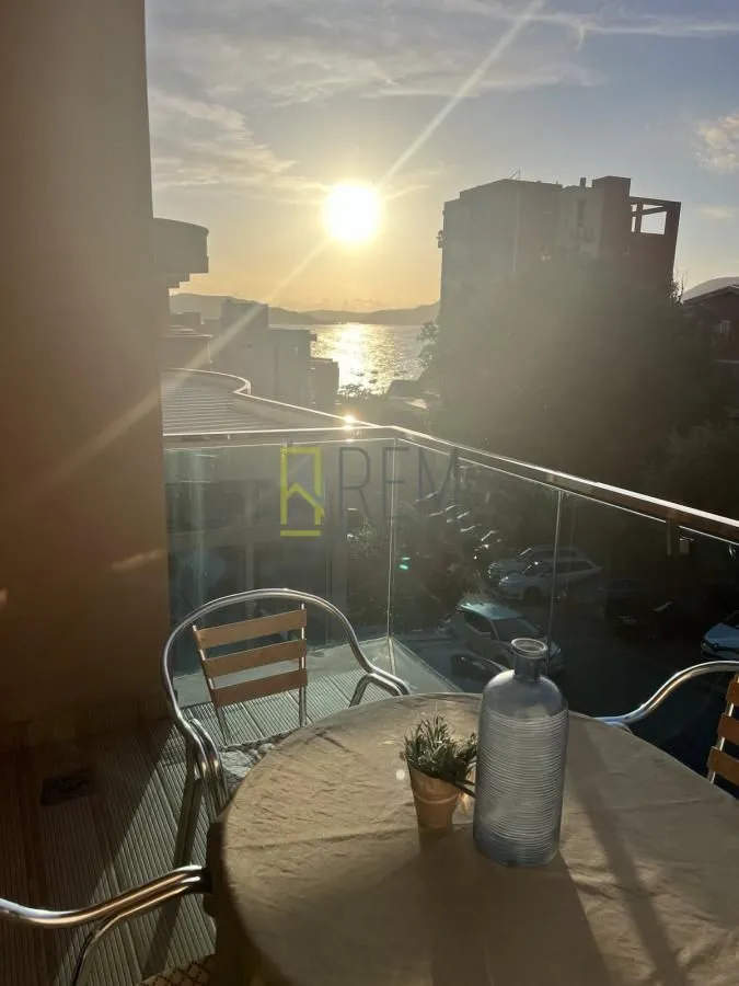 Sale, one bedroom apartment, 50m², Pržno, Budva