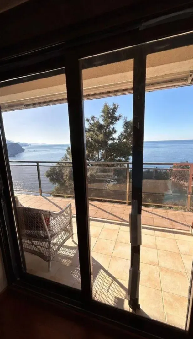 Sale, two bedroom apartment, 120m², Vidikovac, Budva