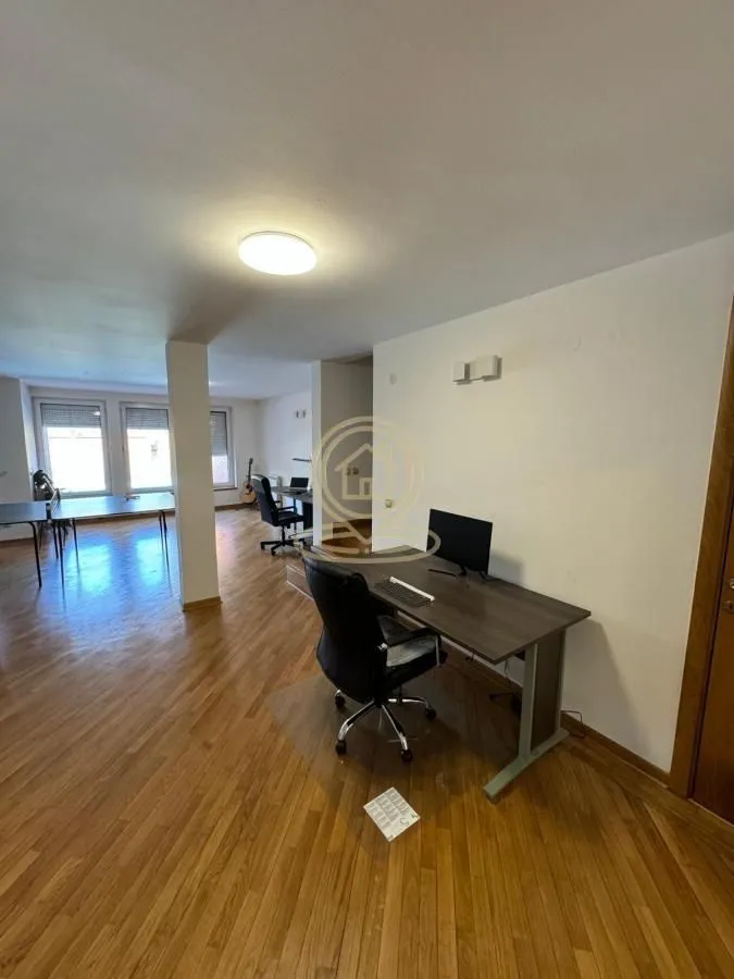 Rent, house, 320m², Višnjička Banja, Palilula Sve Podlokacije