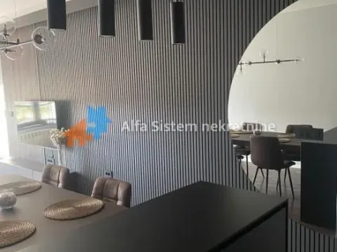 Rent, two bedroom apartment, 52m², Palilula Sve Podlokacije, Beograd - image 8