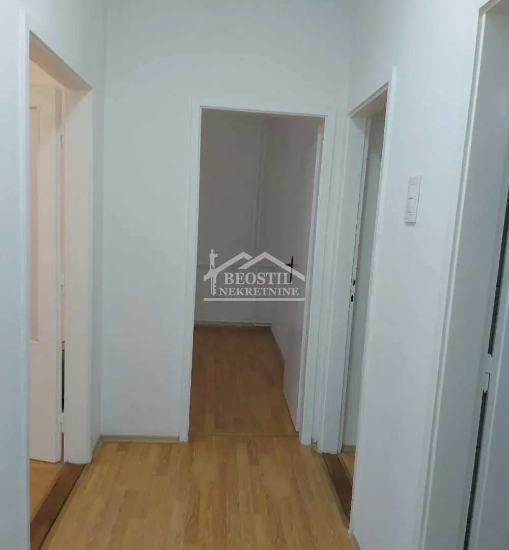 Rent, two bedroom apartment, 42m², Novi Beograd Blok 21, Novi Beograd Sve Podlokacije