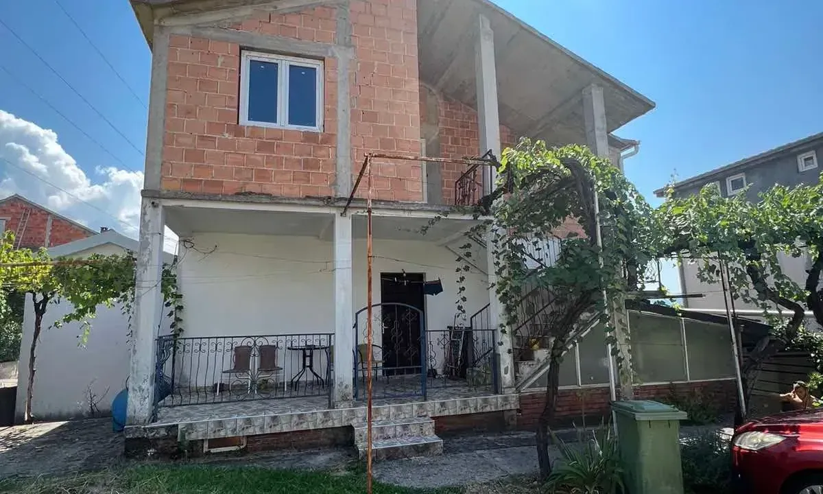 Prodaja, kuća, 180m², Tivat, Crna Gora