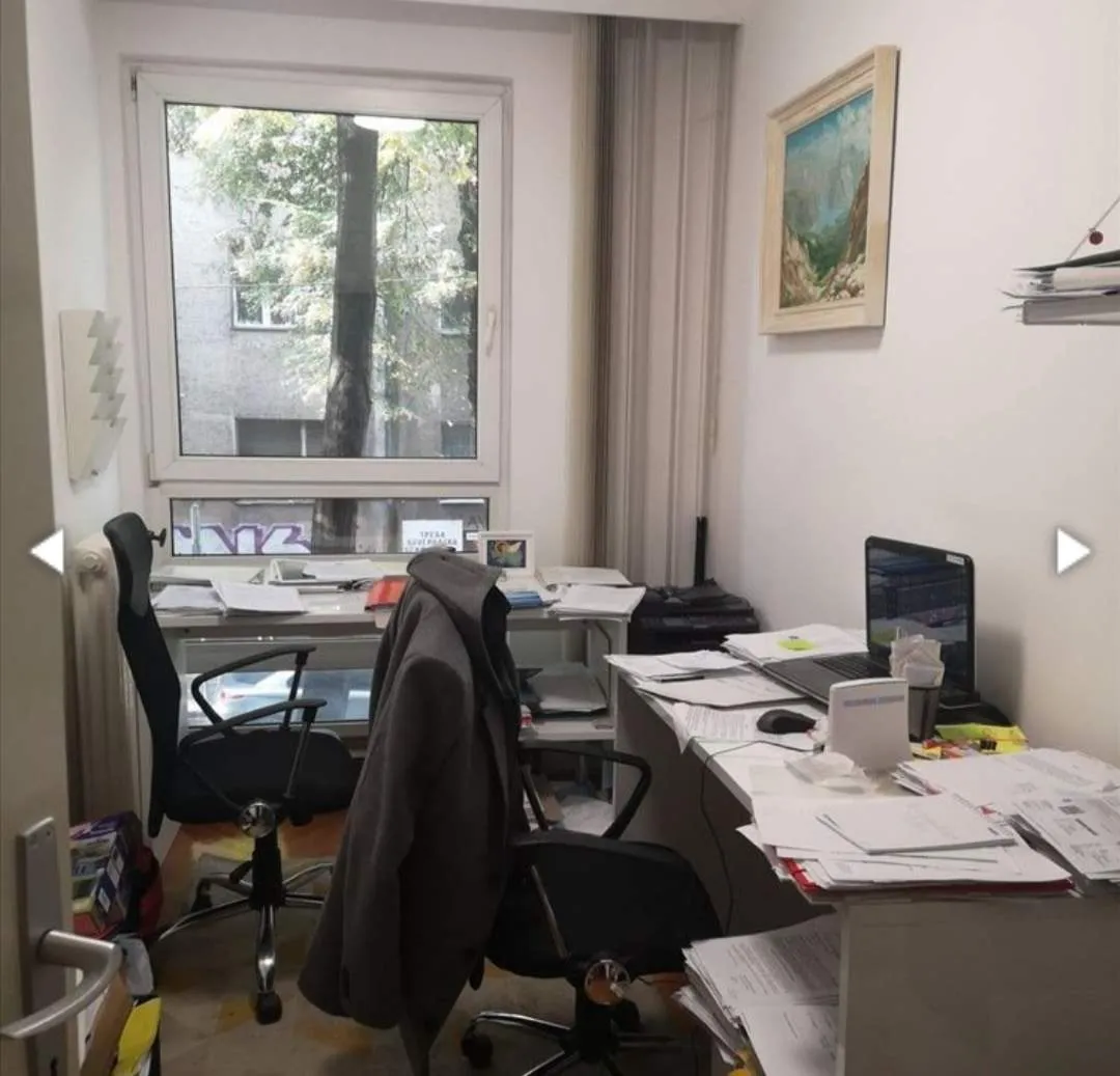 Izdavanje, trosoban stan, 70m², Vračar Centar, Vračar Sve Podlokacije