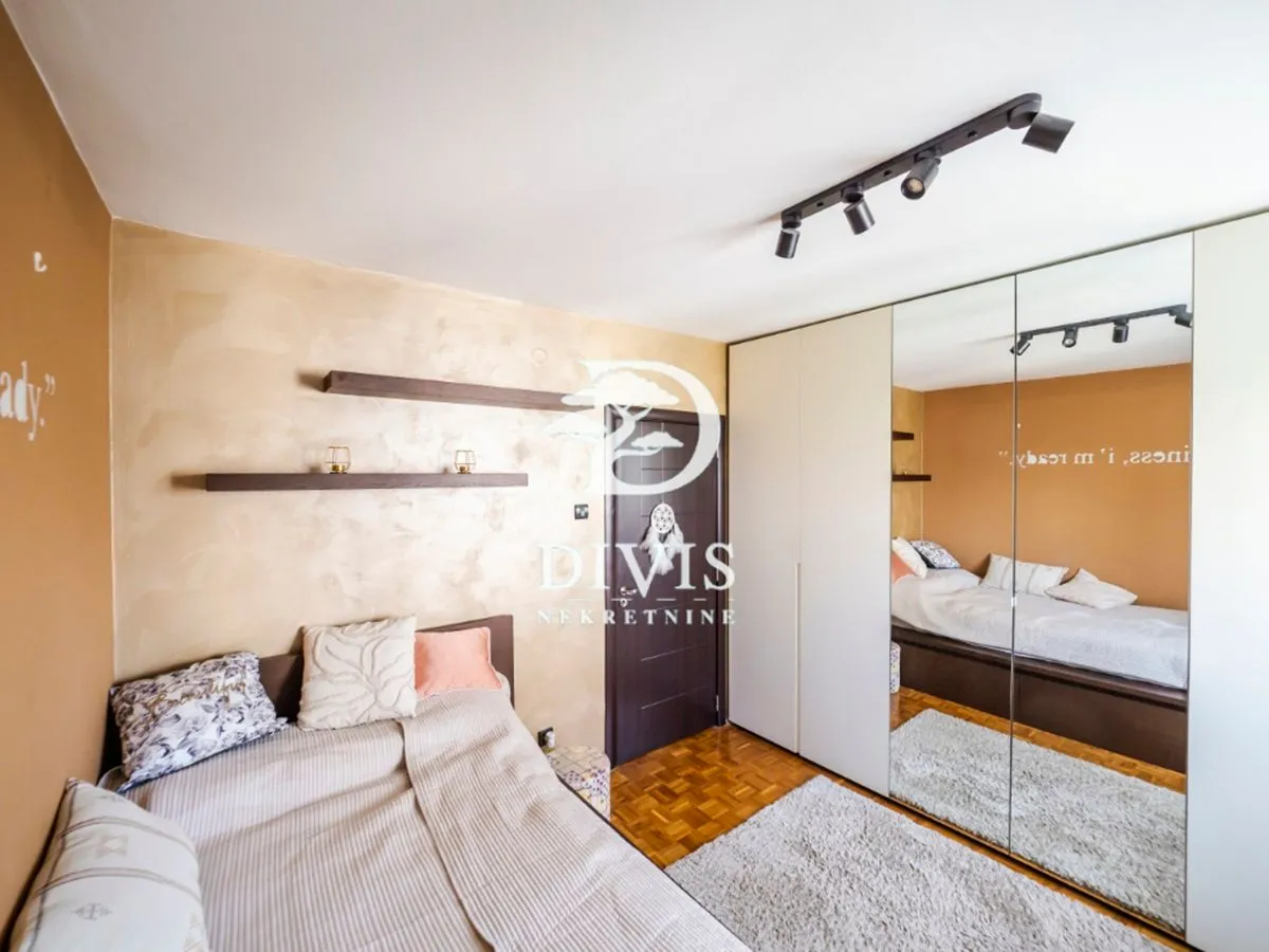 Prodaja, trosoban stan, 85m², Dorćol Sve Podlokacije, Beograd
