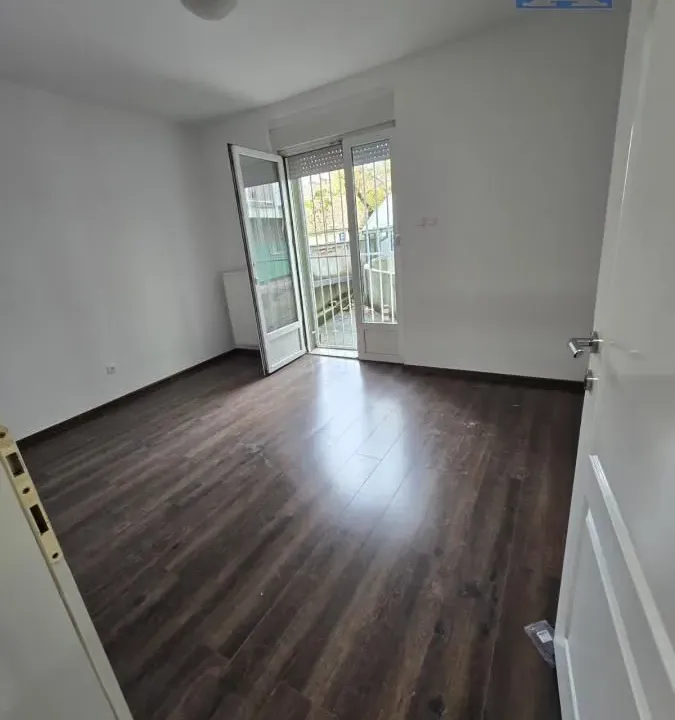 Izdavanje, dvosoban stan, 38m², Grbavica, Novi Sad Sve Podlokacije