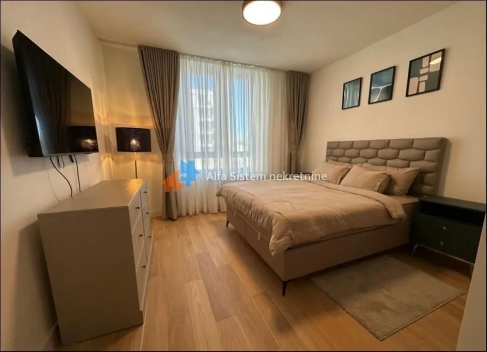 Rent, three bedroom apartment, 86m², Savski Venac, Beograd