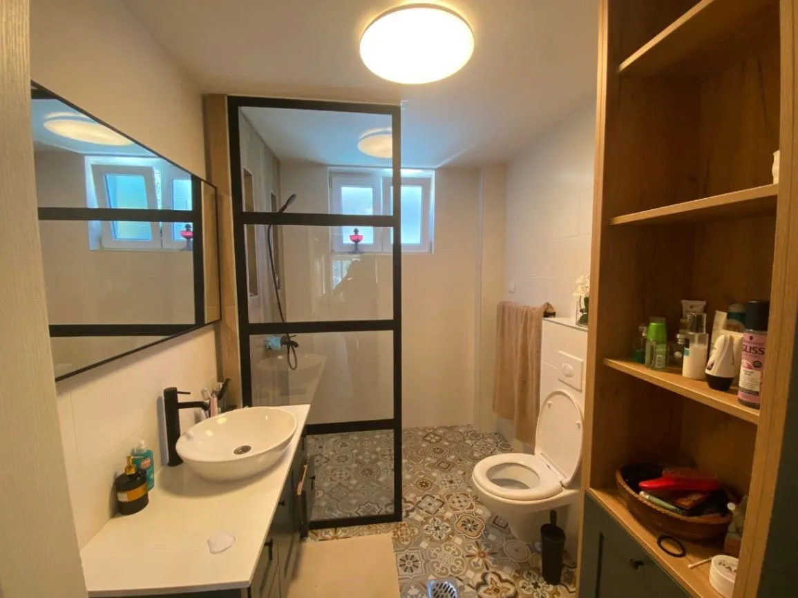 Prodaja, dvosoban stan, 97m², Prčanj, Kotor