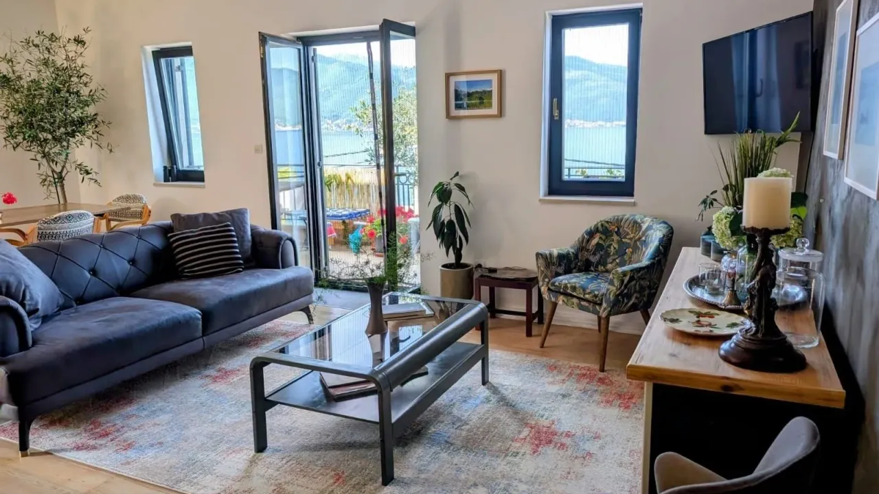 Sale, three bedroom apartment, 122m², Krašići, Tivat
