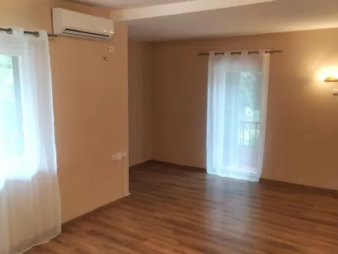 Rent, office space, 90m², Gorica C, Podgorica - image 3