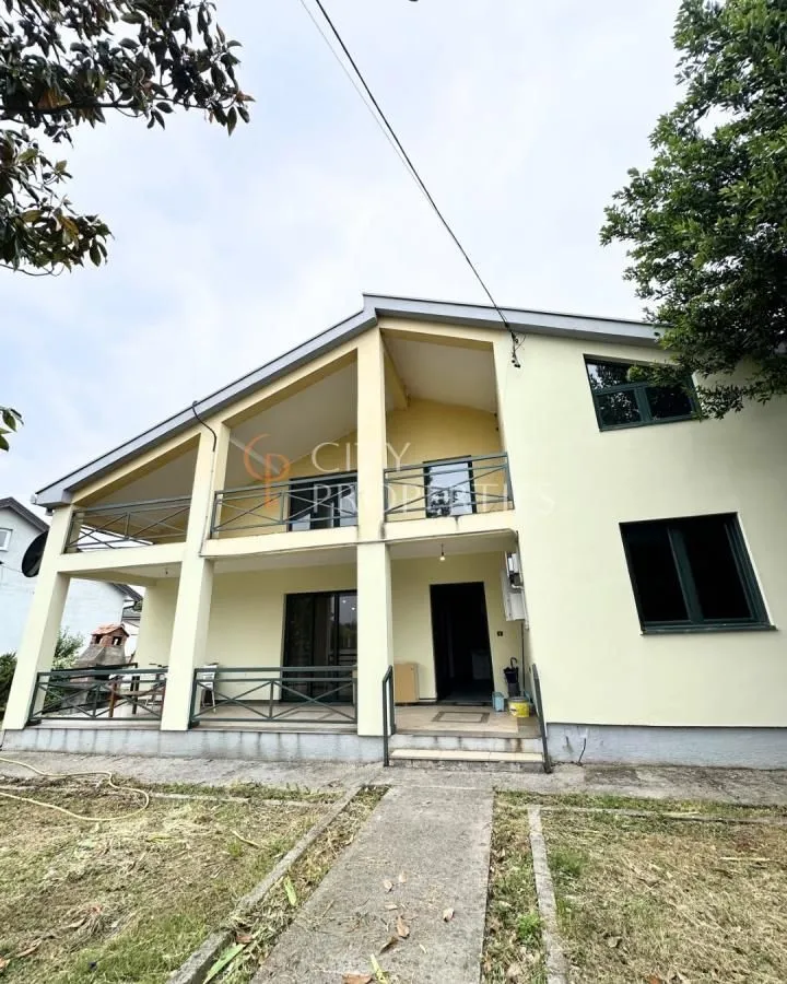 Rent, house, 150m², Donja Gorica, Podgorica