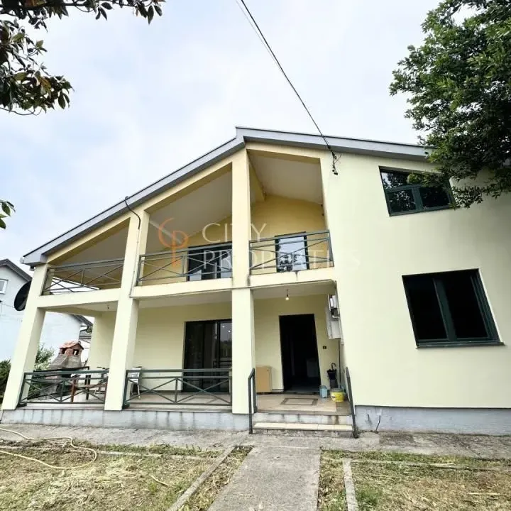 Izdavanje, kuća, 150m², Donja Gorica, Podgorica