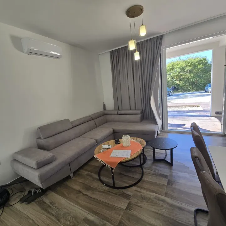 Rent, one bedroom apartment, 40m², Gradiošnica, Tivat