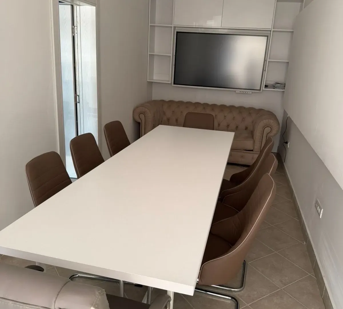 Rent, office space, 98m², Stari Aerodrom, Podgorica