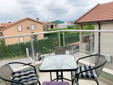 Rent, two bedroom apartment, 74m², Zabjelo, Podgorica - image 11