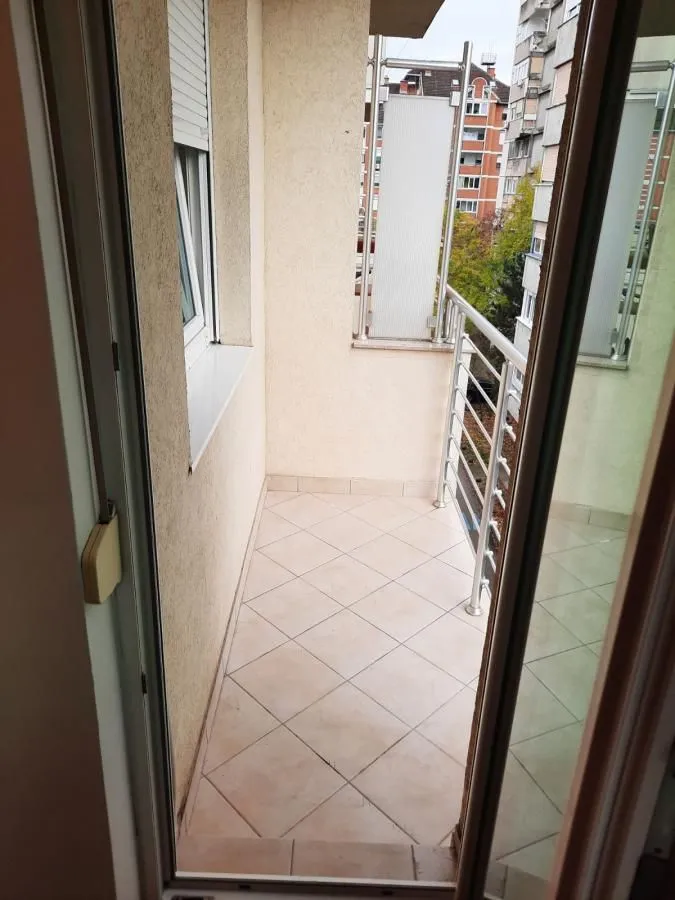 Izdavanje, dvosoban stan, 41m², Liman 3, Novi Sad Sve Podlokacije