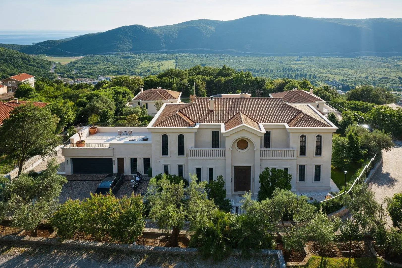 Rent, house, 570m², Budva, Crna Gora