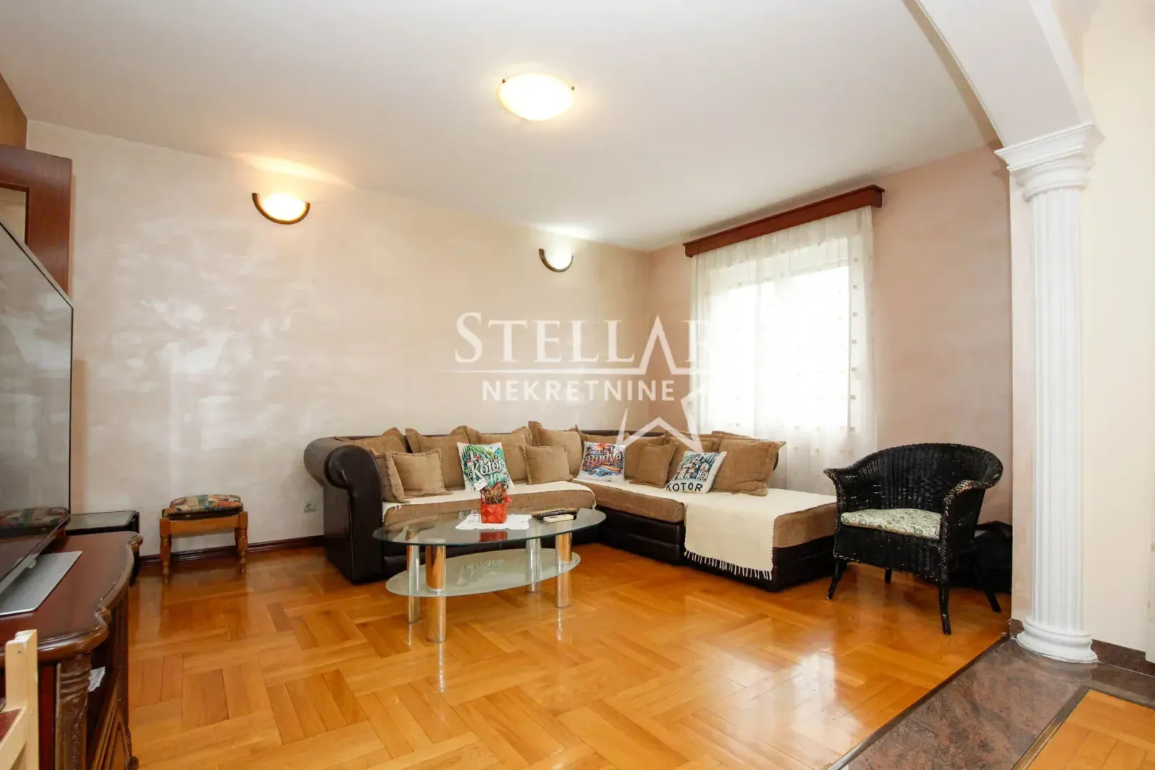 Rent, two bedroom apartment, 80m², Stari Aerodrom, Podgorica