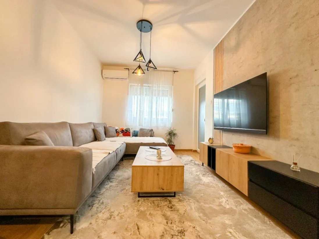 Izdavanje, jednosoban stan, 45m², Zabjelo, Podgorica