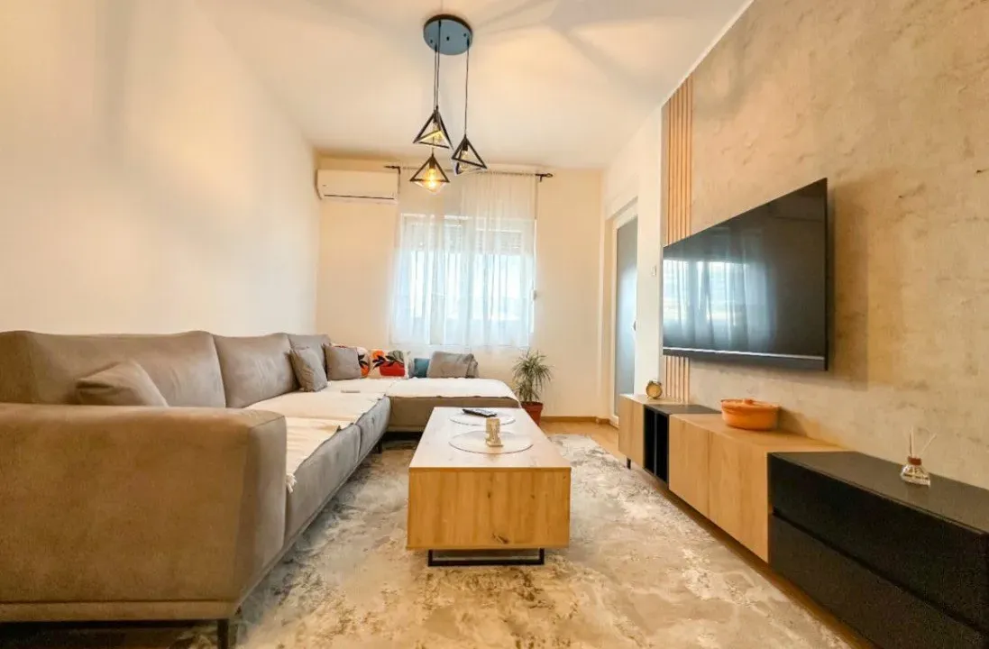 Izdavanje, jednosoban stan, 45m², Zabjelo, Podgorica