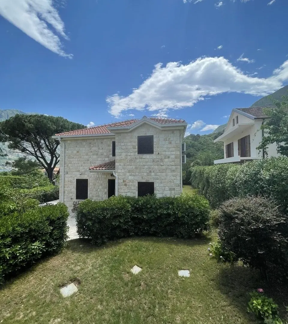 Prodaja, kuća, 160m², Prčanj, Kotor