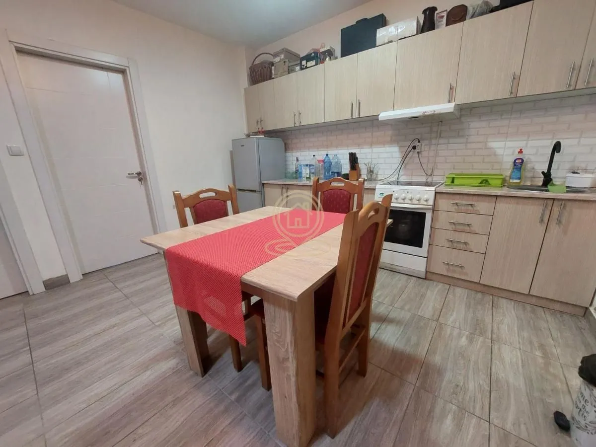 Prodaja, trosoban stan, 58m², Petrovaradin, Novi Sad