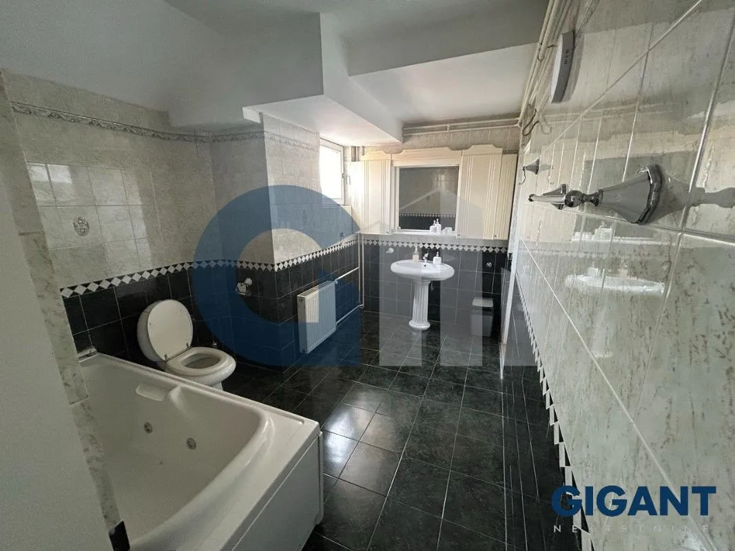 Sale, apartment, 176m², Autokomanda, Voždovac Sve Podlokacije