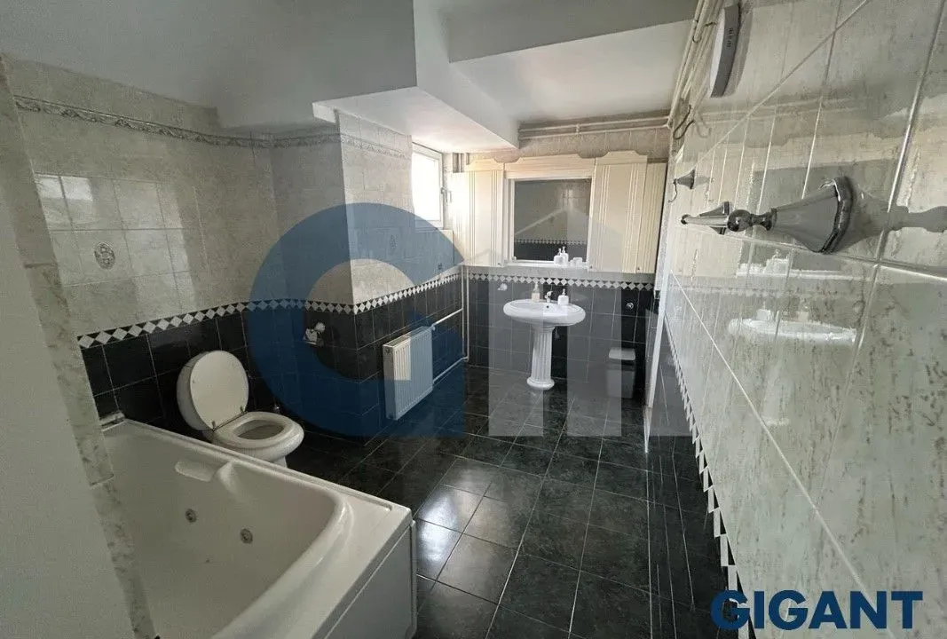 Prodaja, stan, 176m², Autokomanda, Voždovac Sve Podlokacije