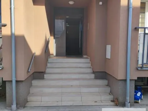 Prodaja, trosoban stan, 52m², Zemun Sve Podlokacije, Beograd - image 2