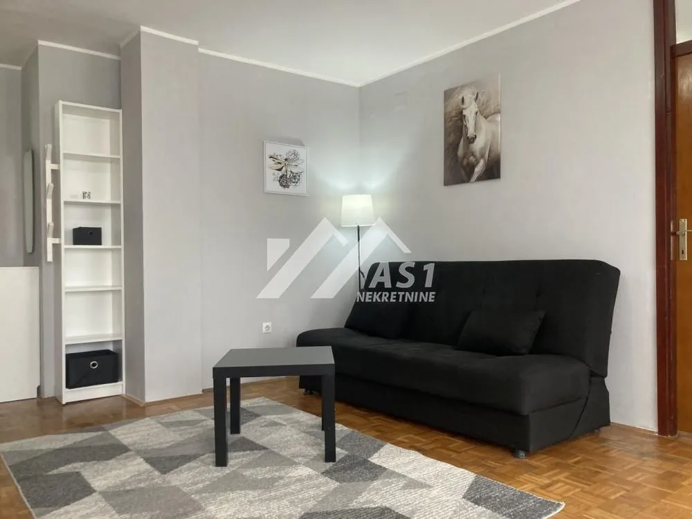 Izdavanje, dvosoban stan, 51m², Novo naselje, Novi Sad